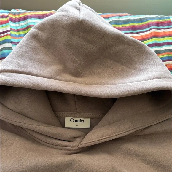 Comfort signature unisex Hoodie - Light tan  Crewneck Pullover embroidered nwot - Picture 4 of 10
